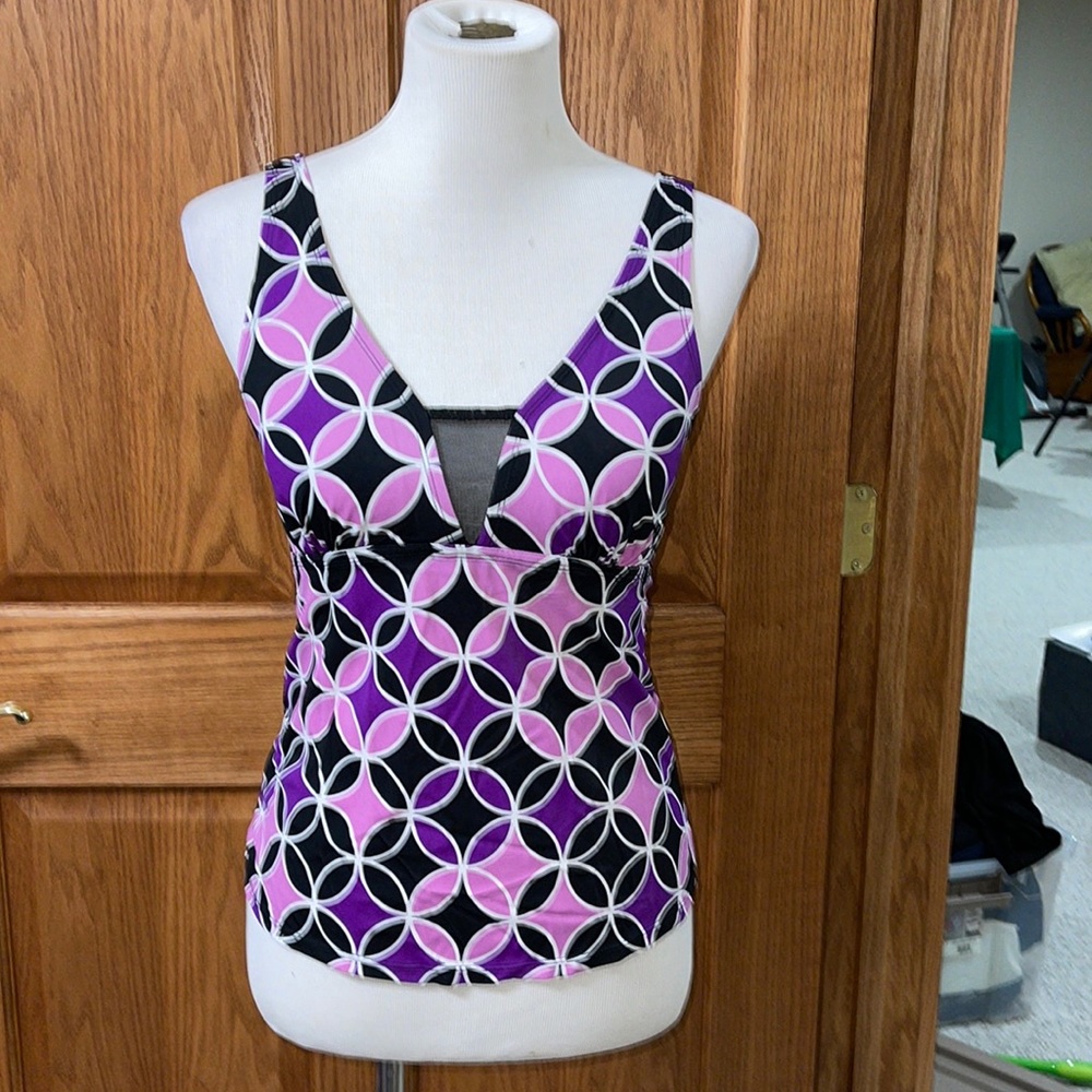 Contour swim top size 8